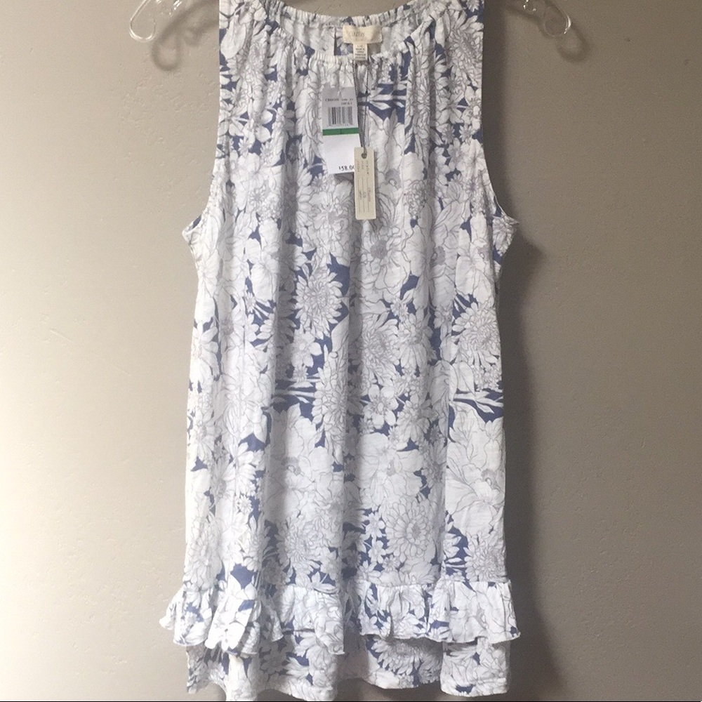 NWT High neck tank with ruffle bottom detail Sz L